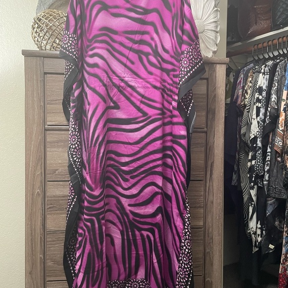 Caftan - Picture 12 of 14